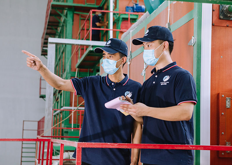 石特廣告跨省合作再添新績！圓滿完成安徽隆業羽絨宣傳畫冊全案服務